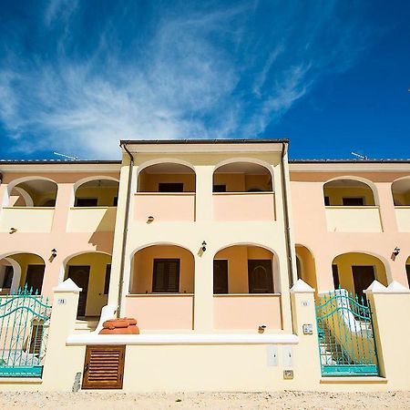 Villa Le Residenze Del Maria Rosaria - Vico Friuli 1 Orosei Exterior foto