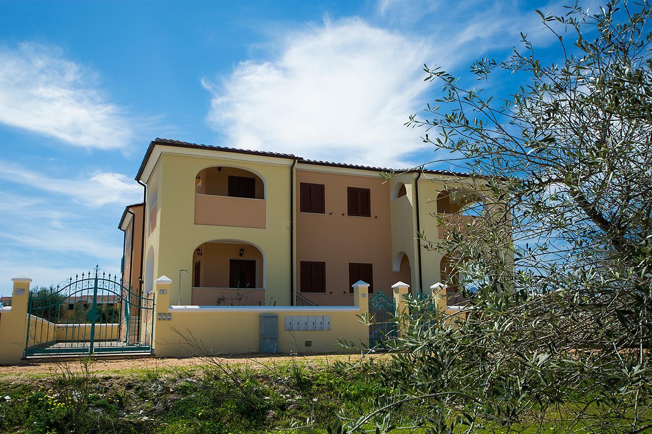 Villa Le Residenze Del Maria Rosaria - Vico Friuli 1 Orosei Exterior foto
